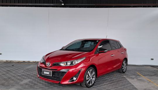 Toyota • Yaris