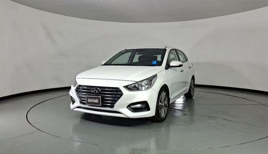 Hyundai • Accent
