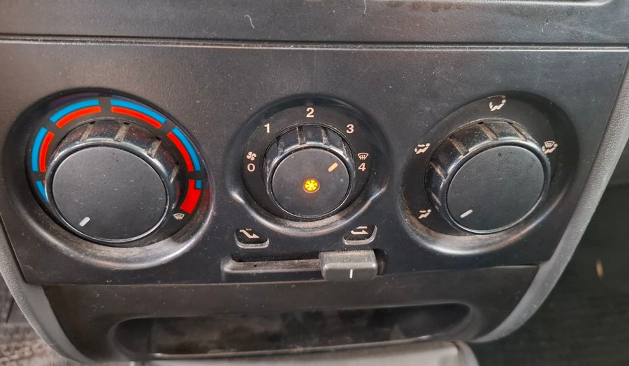 Fiat Palio 1.4 ELX ACTIVE Hatchback 2009