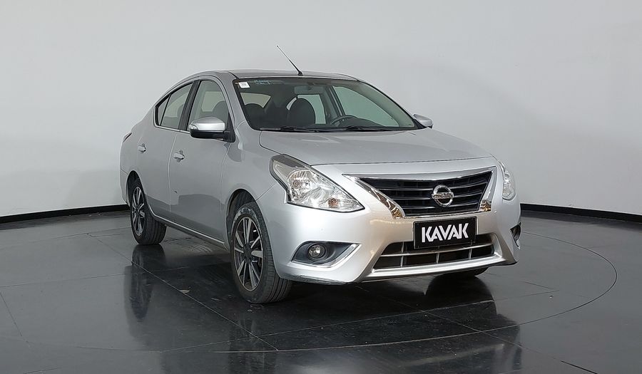 Nissan Versa 1.6 SL CVT Sedan 2019