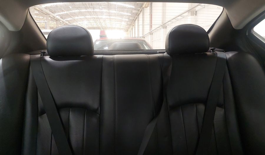 Nissan Versa 1.6 SL CVT Sedan 2019