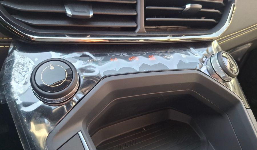 Lync & Co 6 1.5T CORE DCT Suv 2026