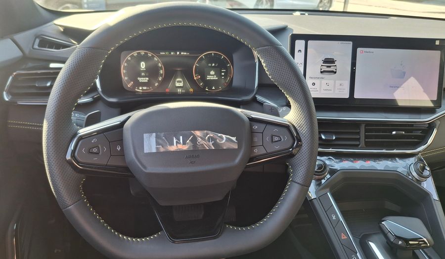 Lync & Co 6 1.5T CORE DCT Suv 2026