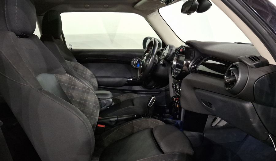 Mini Cooper S 2.0 COOPER CHILI DCT Hatchback 2019