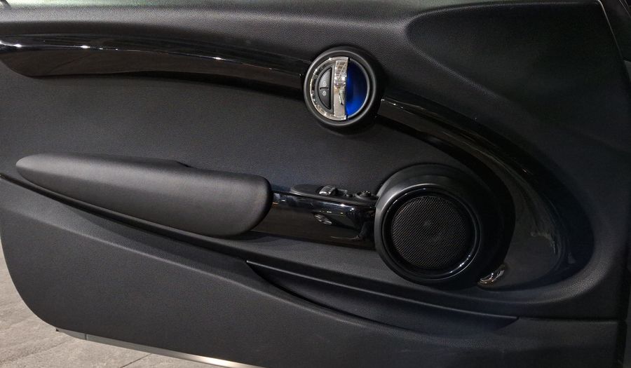 Mini Cooper S 2.0 COOPER CHILI DCT Hatchback 2019