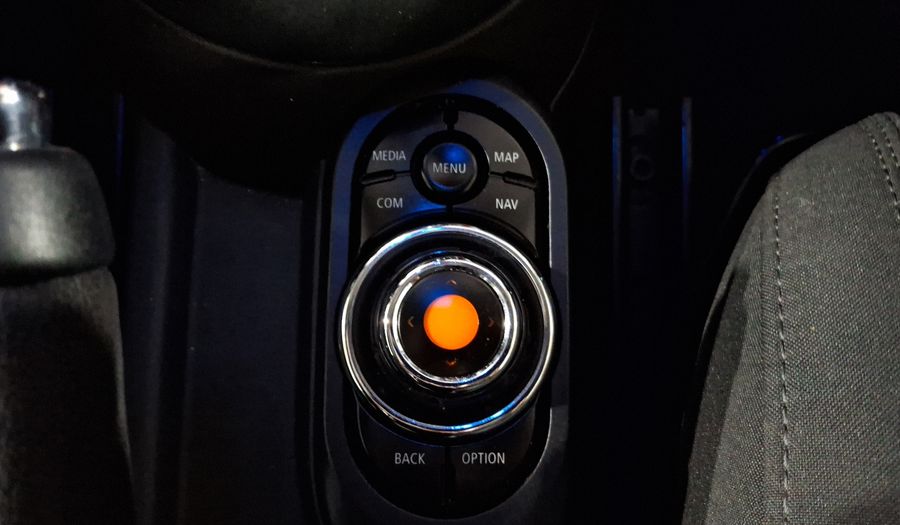 Mini Cooper S 2.0 COOPER CHILI DCT Hatchback 2019