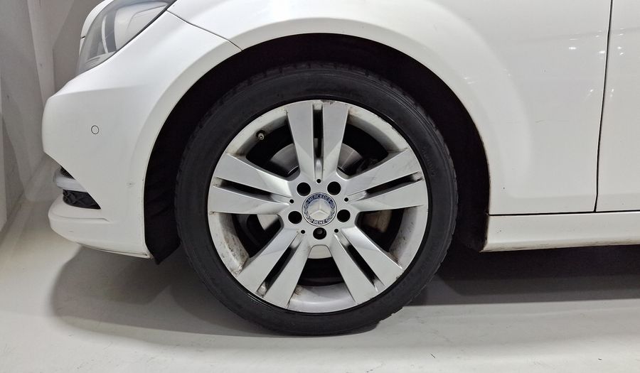 Mercedes Benz Clase C 1.8 200 EXCLUSIVE AT Sedan 2013