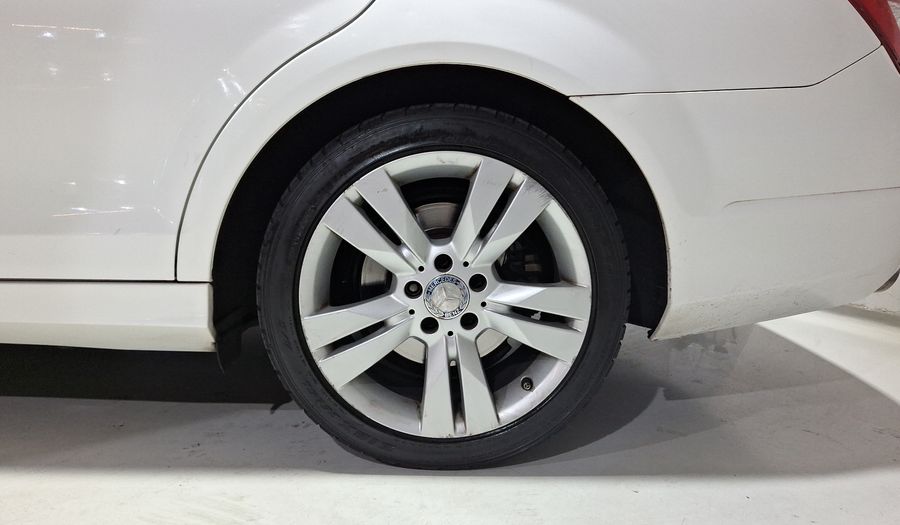 Mercedes Benz Clase C 1.8 200 EXCLUSIVE AT Sedan 2013