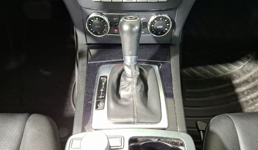 Mercedes Benz Clase C 1.8 200 EXCLUSIVE AT Sedan 2013