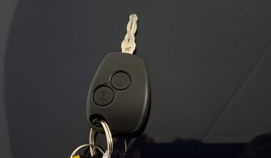 Renault Symbol 1.6 DYNAMIQUE Sedan 2015