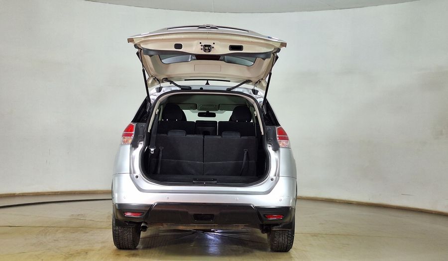 Nissan X-trail 2.5 CVT SENSE Suv 2017