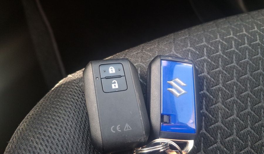 Suzuki Swift 1.2 MHEV PLUS Hatchback 2023