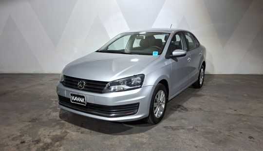 Volkswagen • Vento