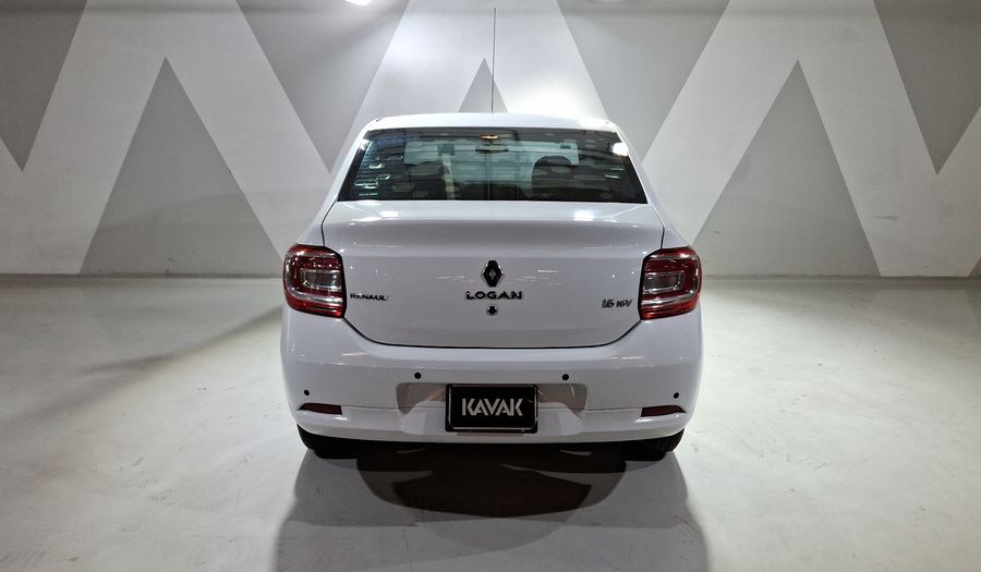 Renault Logan 1.6 DYNAMIQUE MT Sedan 2015