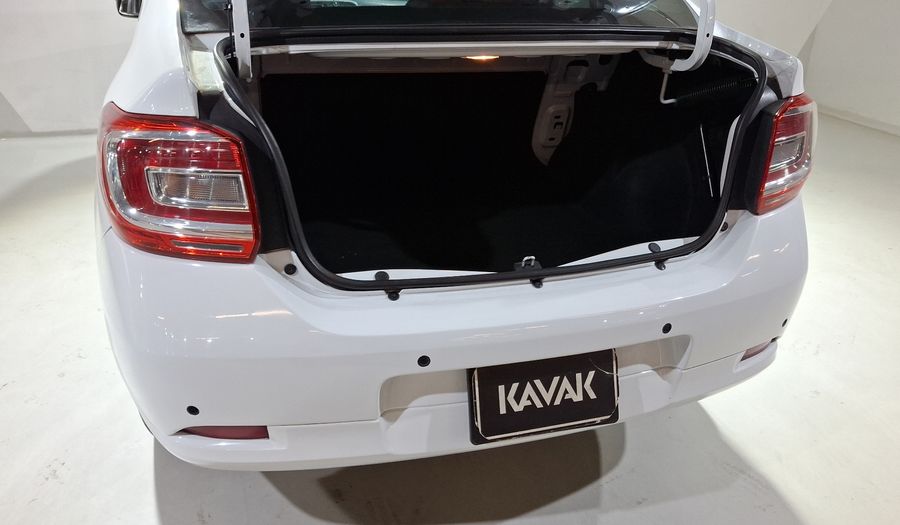 Renault Logan 1.6 DYNAMIQUE MT Sedan 2015