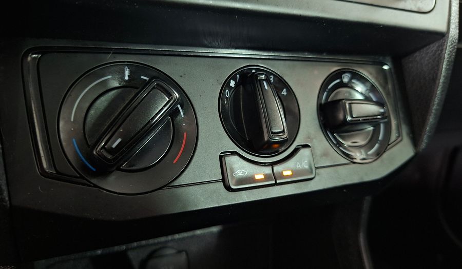 Volkswagen Voyage 1.6 COMFORTLINE Sedan 2023