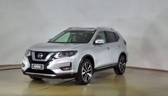 Nissan • X-Trail