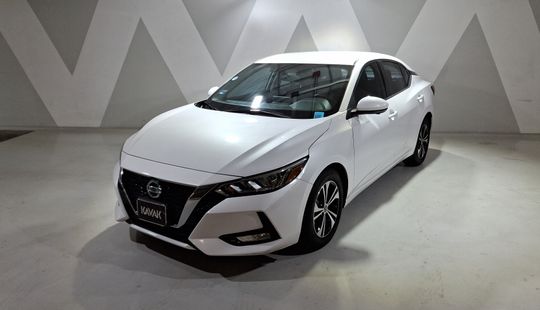 Nissan • Sentra