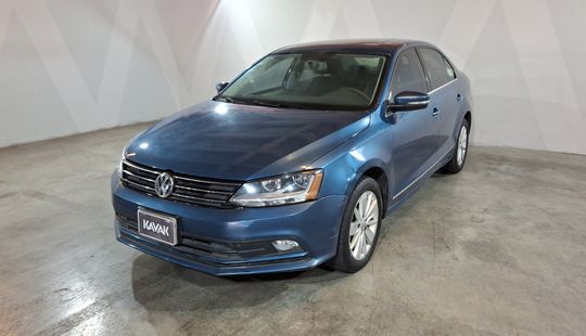 Volkswagen • Jetta