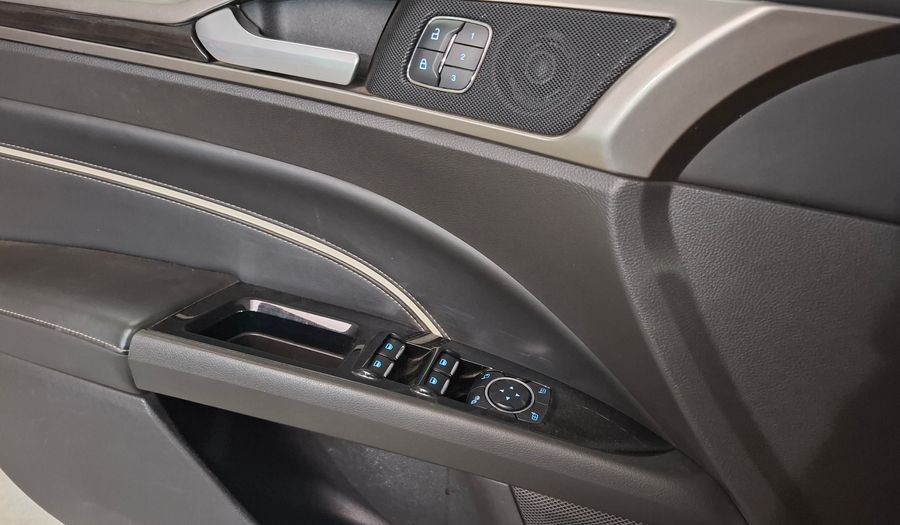 Ford Mondeo 2.0 VIGNALE HYBRID AUTO Sedan 2020