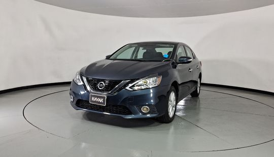 Nissan • Sentra