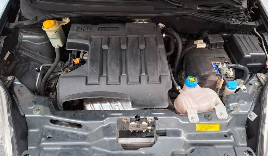 Fiat Punto 1.4 ATTRACTIVE 5P Hatchback 2012