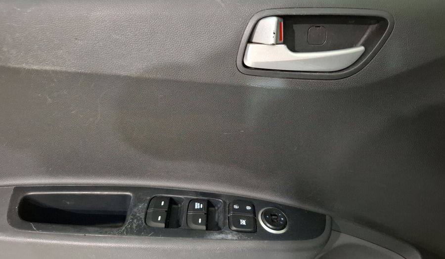 Hyundai Grand I10 1.2 GLS AT Sedan 2017