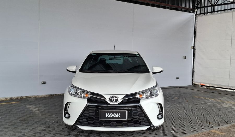 Toyota Yaris 1.5 XLS + CVT Hatchback 2025