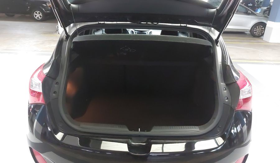 Hyundai I30 1.8 16V MPI GLS AUTO BASICO Hatchback 2015