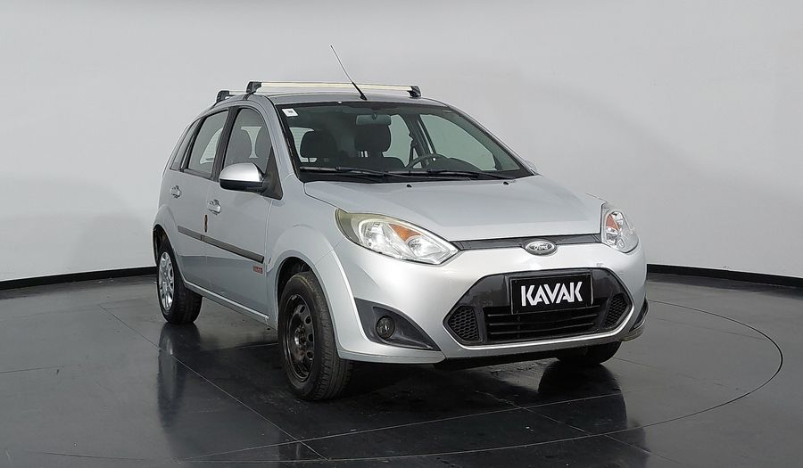 Ford Fiesta 1.6 16V SE FLEX Hatchback 2013