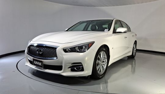 Infiniti • Q50