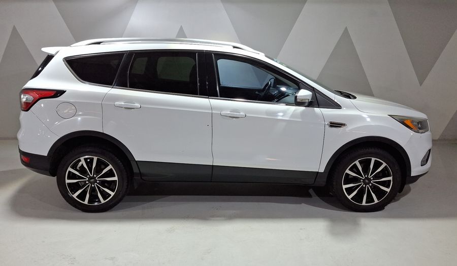 Ford Escape 2.0 TITANIUM ECOBOOST AT Suv 2017