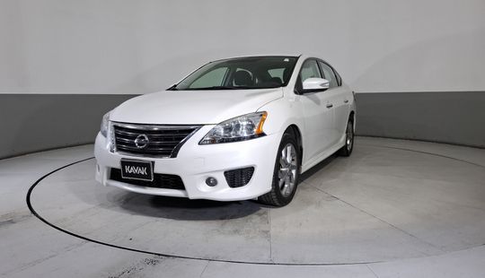 Nissan • Sentra