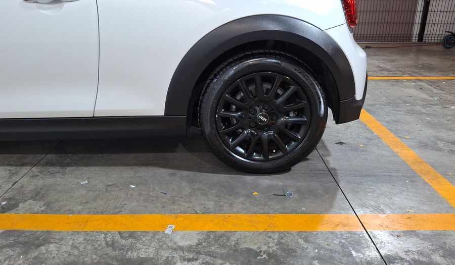 Mini Cooper 1.5 COOPER CLASSIC DCT Hatchback 2024