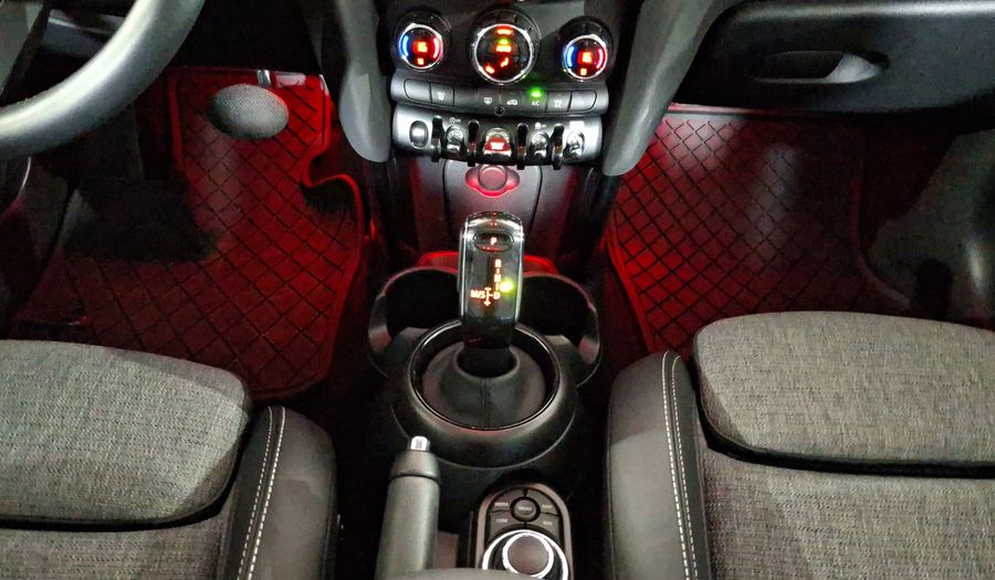 Mini Cooper 1.5 COOPER CLASSIC DCT Hatchback 2024