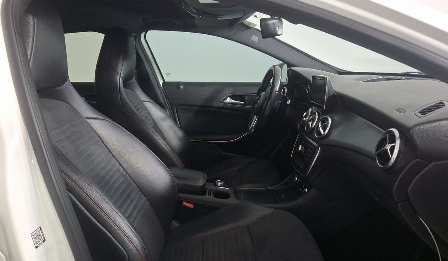 Mercedes Benz Clase Gla 2.0 GLA 250 CGI SPORT Suv 2015