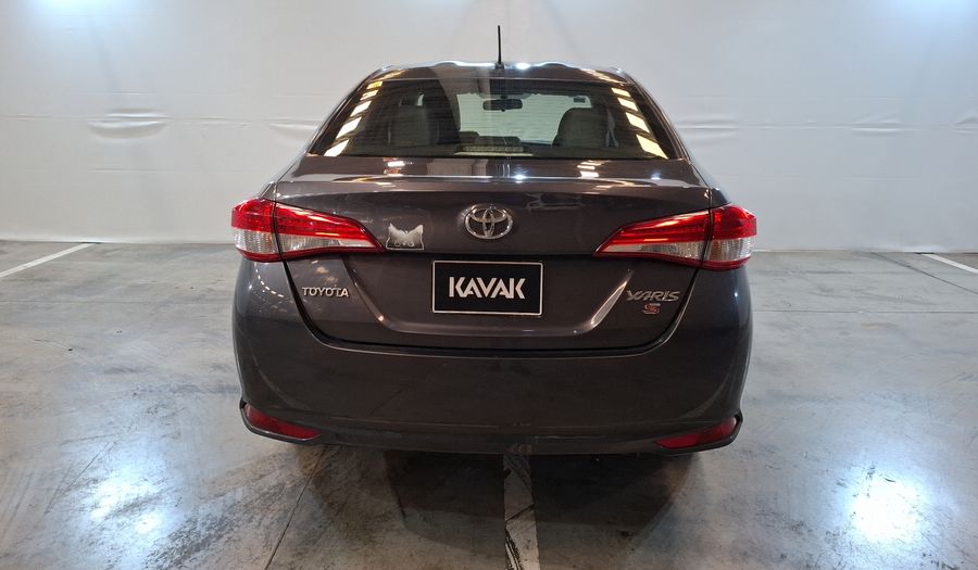 Toyota Yaris 1.5 S Sedan 2022