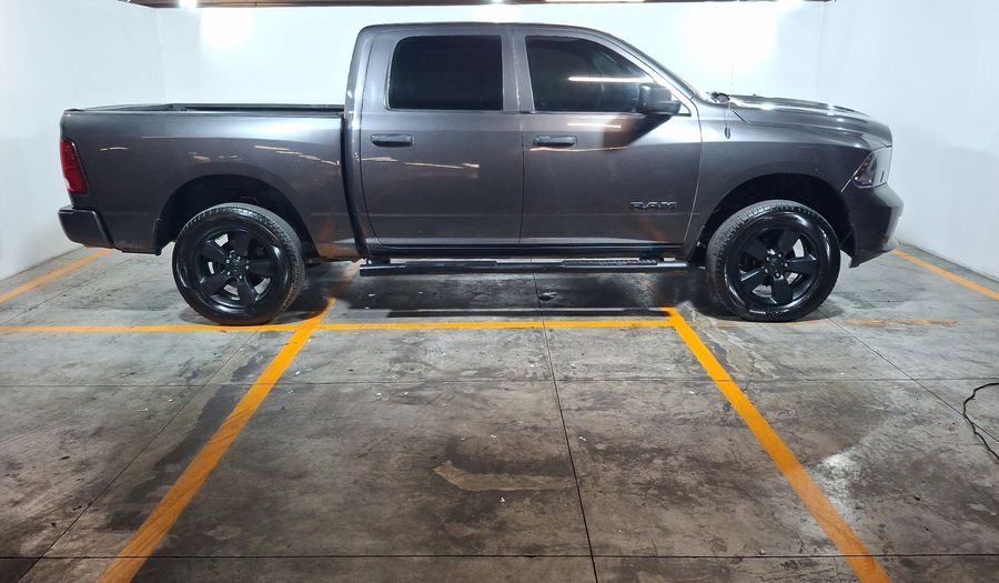 Ram 1500 5.7 HEMI SPORT CREW CAB 4X4 V8 8AT Pickup 2022