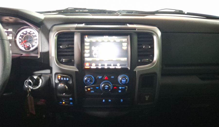 Ram 1500 5.7 HEMI SPORT CREW CAB 4X4 V8 8AT Pickup 2022
