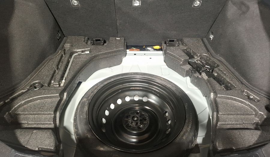 Toyota Prius 1.8 HEV BASE AUTO Hatchback 2022