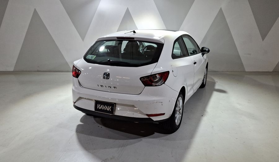 Seat Ibiza 1.2T BLITZ 2 PTAS MT Hatchback 2013