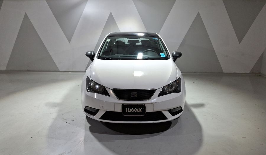 Seat Ibiza 1.2T BLITZ 2 PTAS MT Hatchback 2013