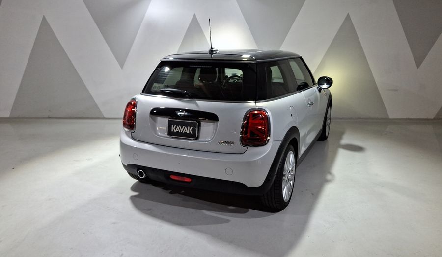 Mini Cooper 1.5 COOPER PEPPER DCT Hatchback 2021
