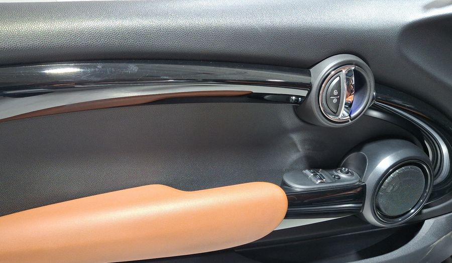 Mini Cooper 1.5 COOPER PEPPER DCT Hatchback 2021