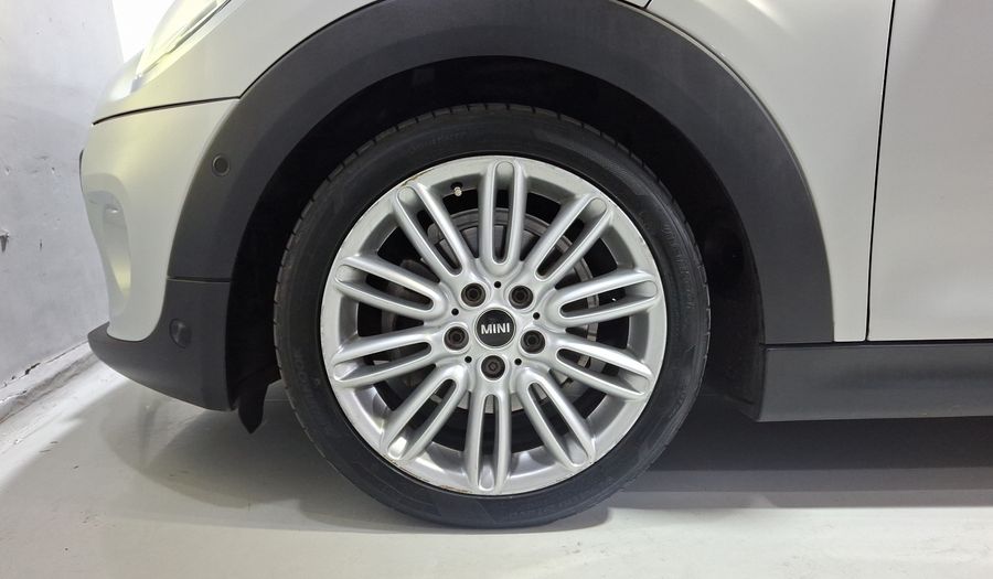 Mini Cooper 1.5 COOPER PEPPER DCT Hatchback 2021