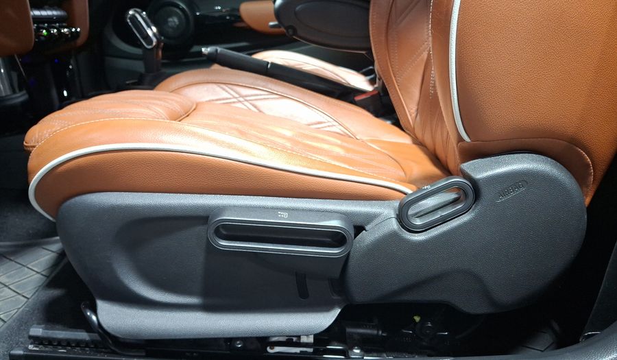 Mini Cooper 1.5 COOPER PEPPER DCT Hatchback 2021