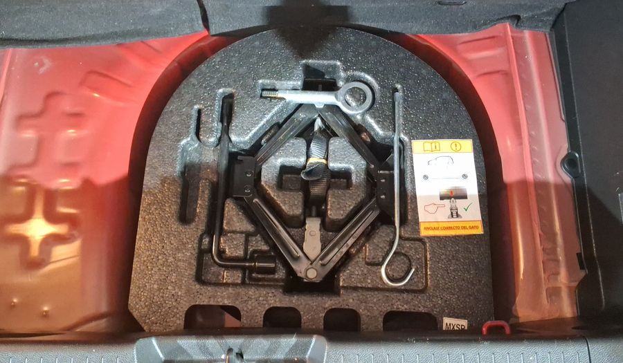 Chevrolet Spark 1.4 LT CVT F Hatchback 2019