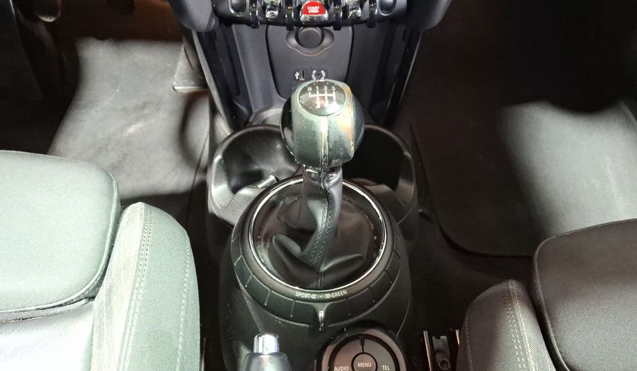 Mini Cooper 1.5 COOPER CHILI Hatchback 2016