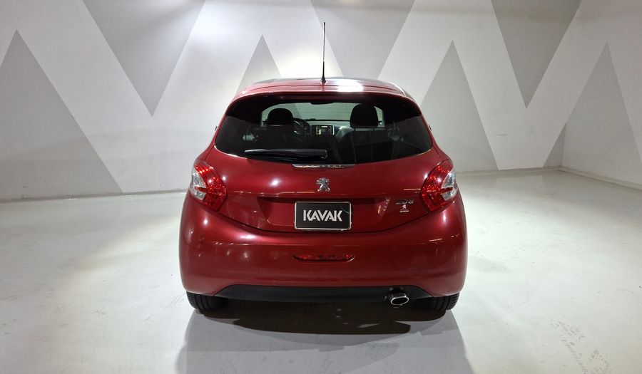 Peugeot 208 1.6 FELINE MT Hatchback 2014
