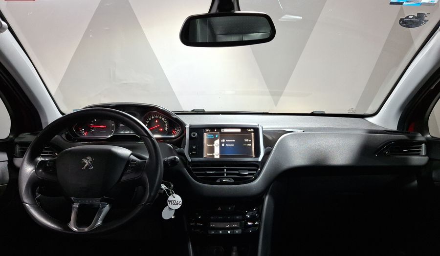 Peugeot 208 1.6 FELINE MT Hatchback 2014